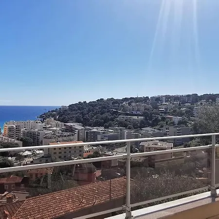 Superbe Vue Imprenable Sur La Proche Monaco * Рокебрюн — Кап-Мартен